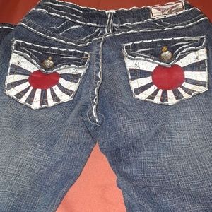 Shirts/skirts/jackets/jeans